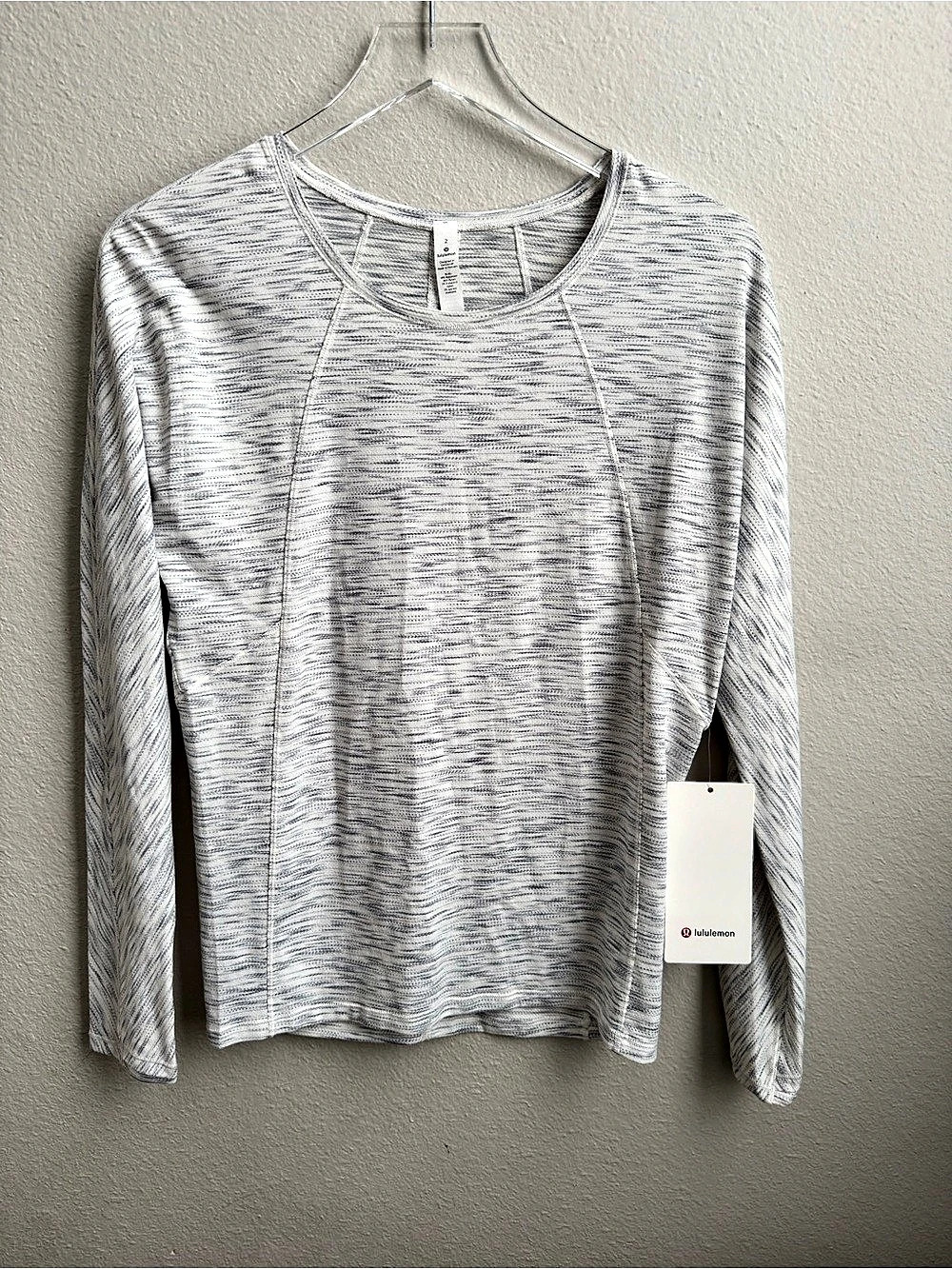 lululemon Set To Sweat LS Long Sleeve Top Gray Size 2 NWT
